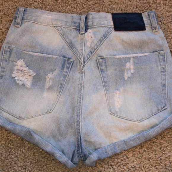One Teaspoon Relaxed High Rise Shorts (Hawks) - Picture 3 of 3